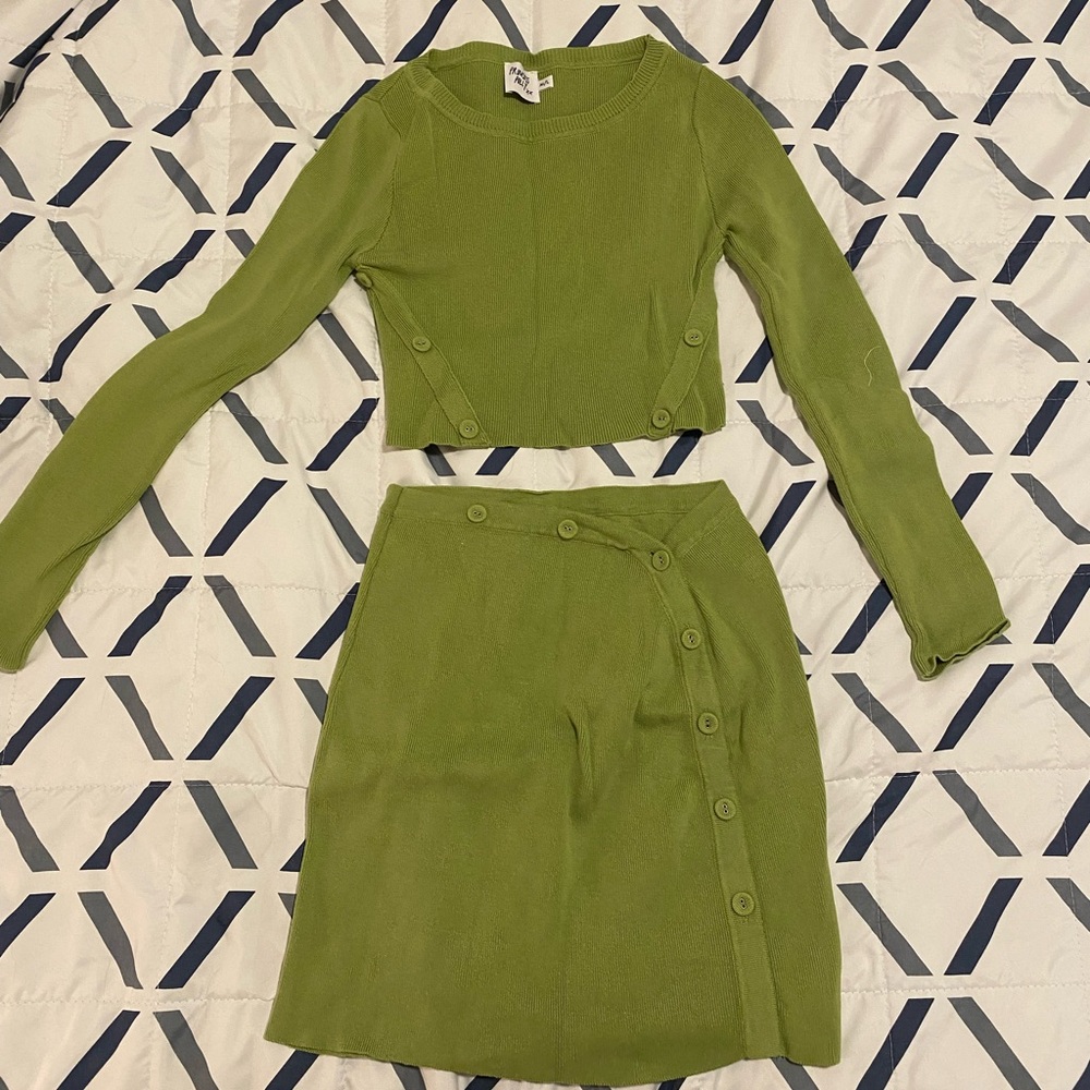 NWOT princess Polly green sweater 2 piece set